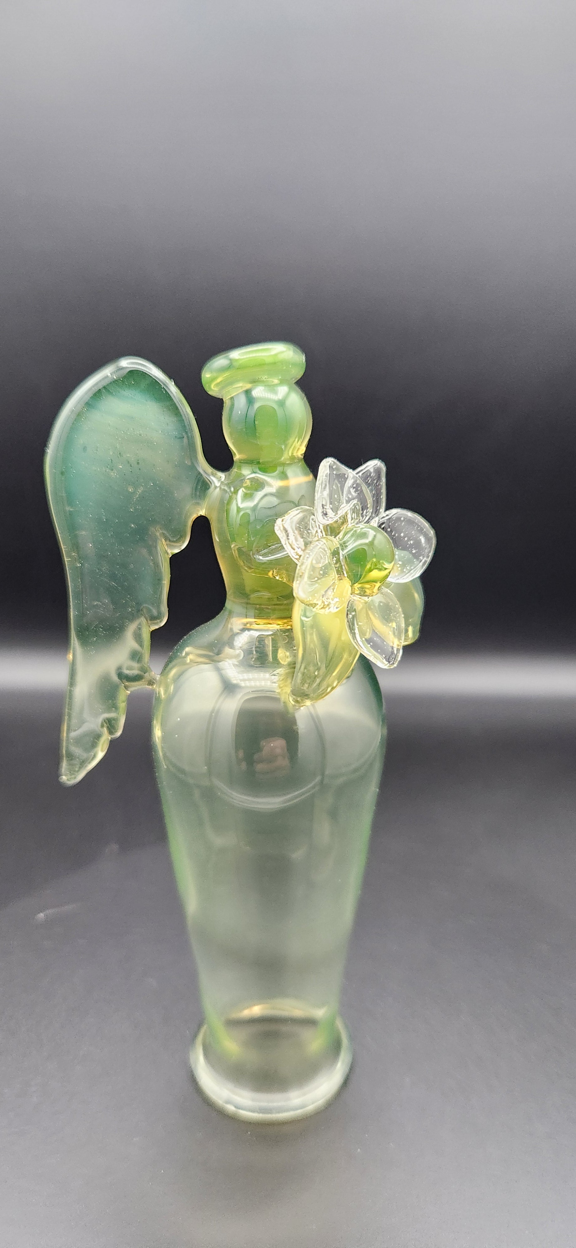 Vintage-Style UV Reactive Vaseline Glass Angel - Glowing Green Uranium Glass Figurine